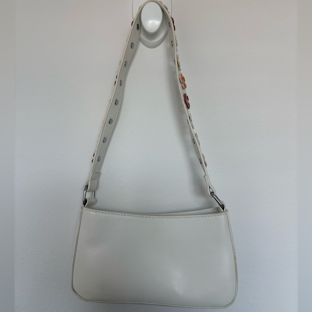 Floral Strap White Shoulder Bag - Picture 5 of 6